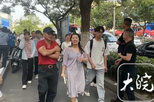 波斯特科格鲁谈斯基普伤情：他被撞了一下，对伯恩茅斯应该能出场